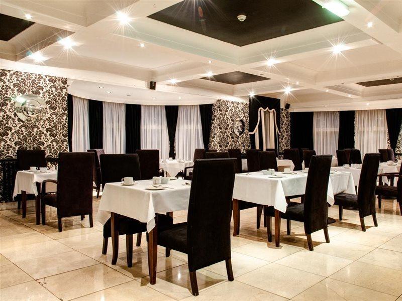 Oyo Clayton Lodge Newcastle-under-Lyme Bagian luar foto
