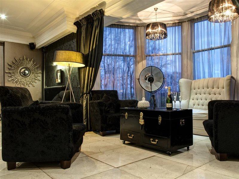 Oyo Clayton Lodge Newcastle-under-Lyme Bagian luar foto