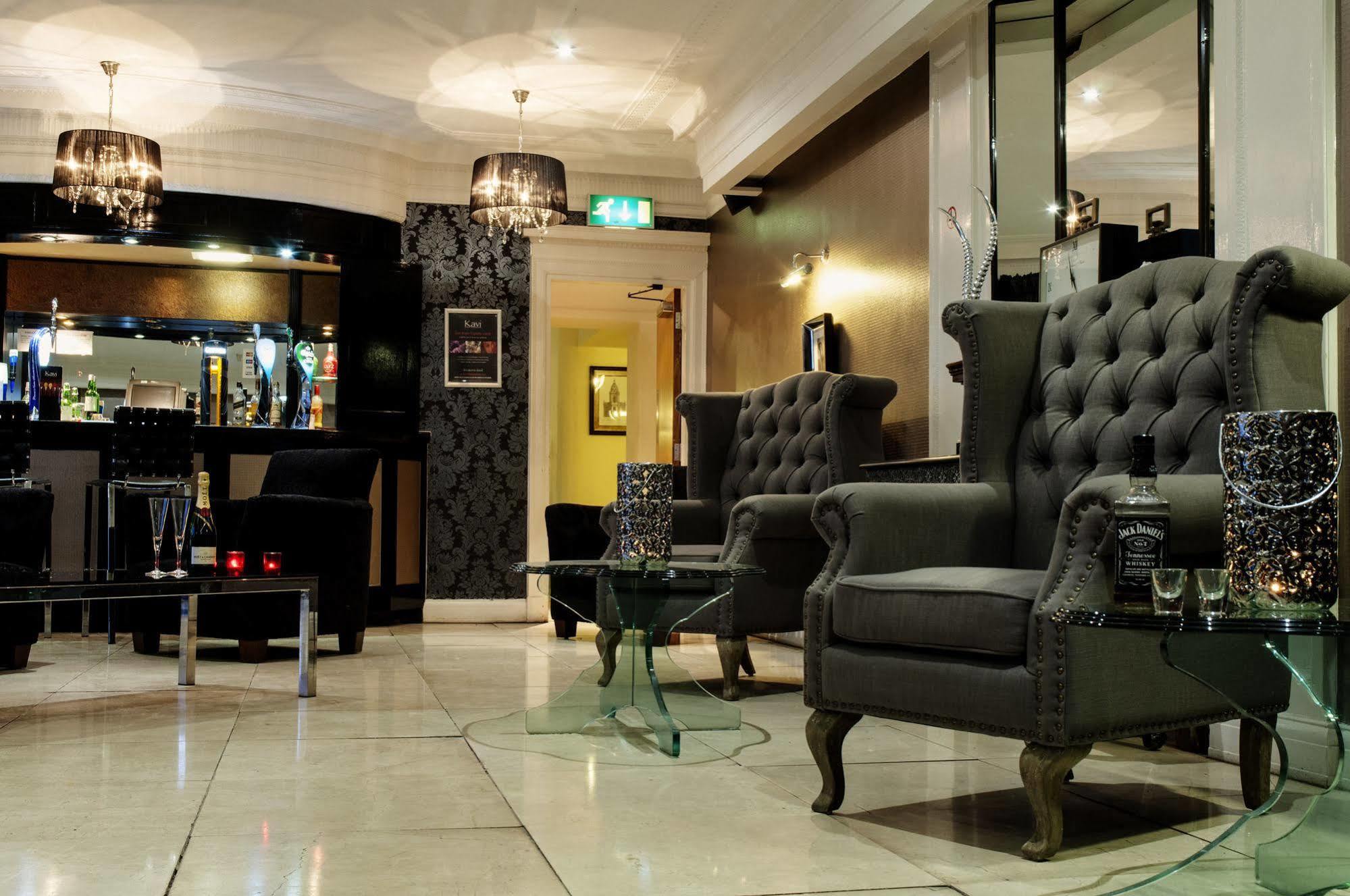 Oyo Clayton Lodge Newcastle-under-Lyme Bagian luar foto